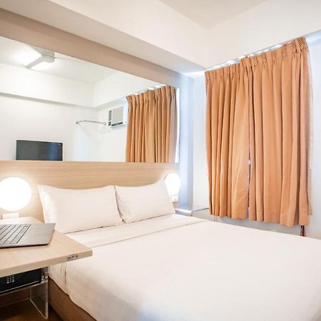 Red Planet Manila Malate Mabini Hotel Eksteriør billede