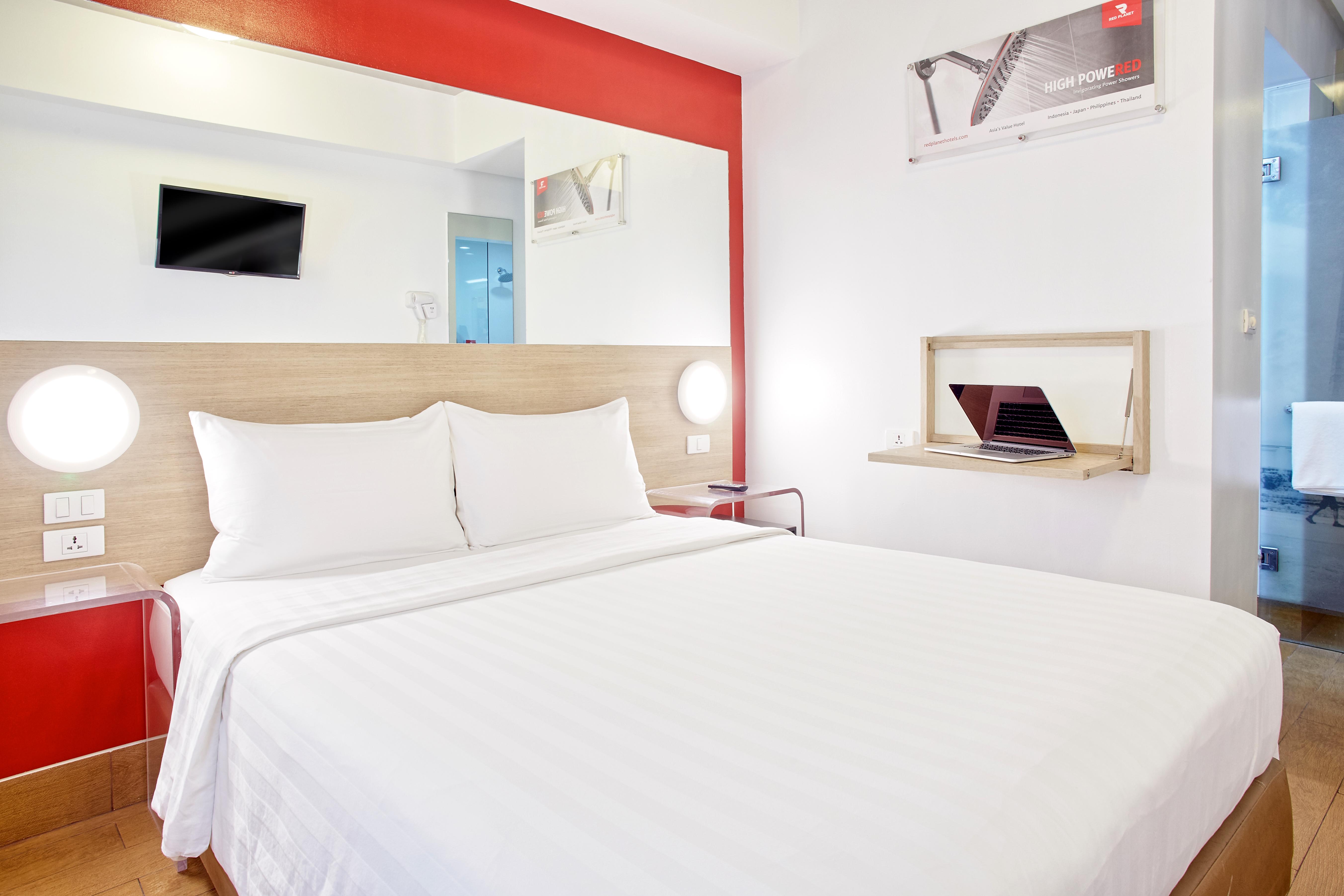 Red Planet Manila Malate Mabini Hotel Eksteriør billede