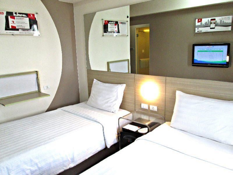 Red Planet Manila Malate Mabini Hotel Eksteriør billede
