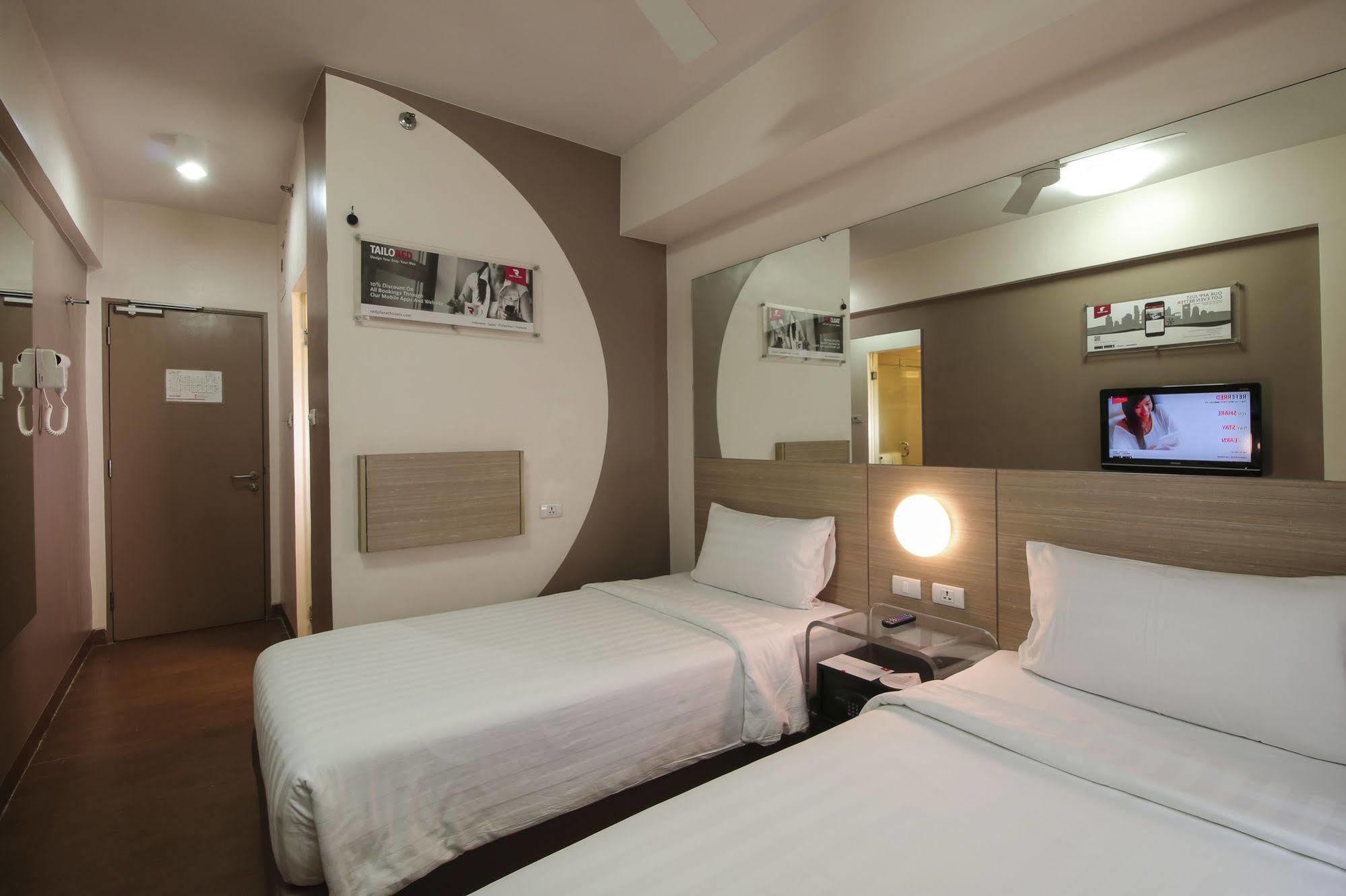 Red Planet Manila Malate Mabini Hotel Eksteriør billede
